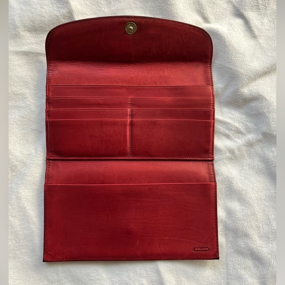 Coach Vintage Red Trifold Leather Wallet - Picture 13 of 15